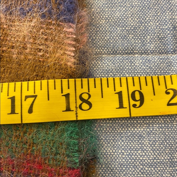 Pre 1990 Made in West Germany Mohair/Wool Oversized Scarf - Picture 6 of 7